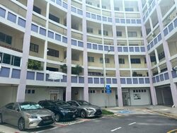 Blk 240 Lorong 1 Toa Payoh (Toa Payoh), HDB Executive #574584801